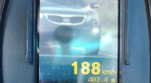 Carro é flagrado a 188 km/h na RS-135 em Erechim