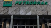 Petrobras estuda reajustar preços da gasolina e do diesel