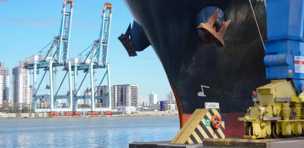 Exportações de Santa Catarina crescem 4,4% em 2025 e atingem maior valor da história