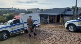 Casal e cachorro são achados mortos na garagem de casa em Chapecó