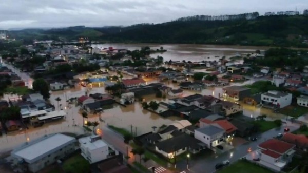 Rio do Oeste decreta calamidade pública por estragos da enchente