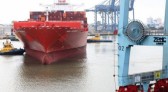 Vento de mais de 50 km/h torna manobras de navios arriscadas e fecha portos em SC