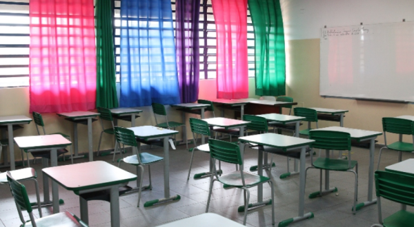 Nascidos em maio e junho recebem pagamento da 6ª parcela do Incentivo-Frequência