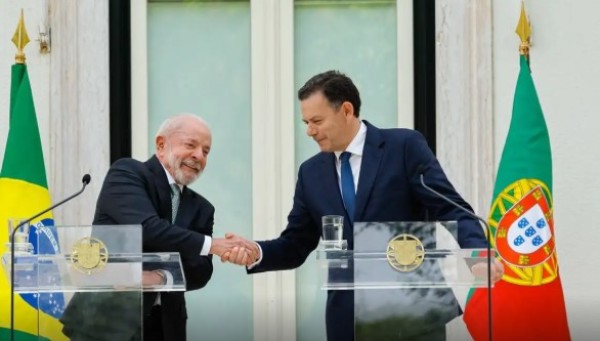 Lula defende que empresas brasileiras atuem em Portugal