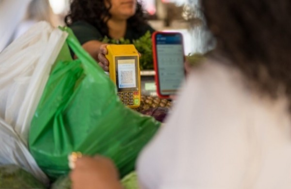 Varejo de SC cresce mais que o dobro da média nacional no início de 2026