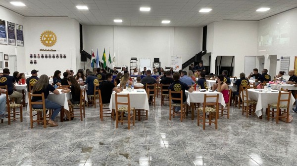 Rotary Club reinaugura sede com investimento de R$ 100 mil