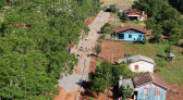 Calçamento avança na Rua Vereador Gasparotto, em São Pedro Tobias