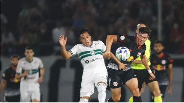 Bragantino vence o Coritiba na despedida em casa, mas não consegue chegar ao G-4