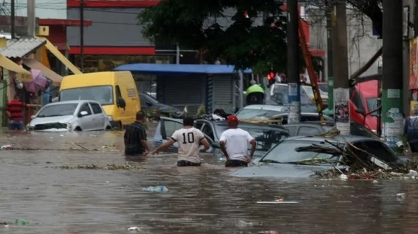 Estado gaúcho deve ter tempo instável e frio nesta quarta. Ventos podem chegar a 100 km/h