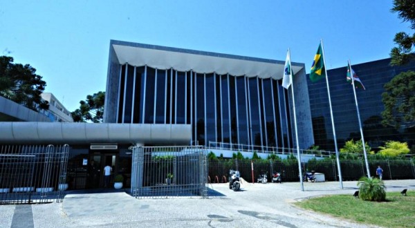 Saiba quem são os deputados estaduais eleitos no Paraná