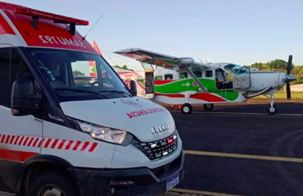 Menina de 2 anos sofre queimaduras internas após ingerir soda cáustica por engano em SC