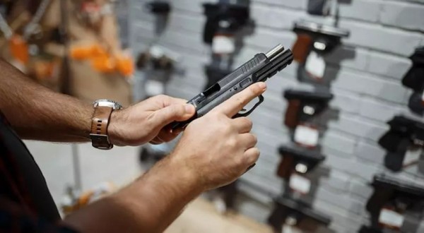 Novo decreto federal restringe acesso a armas e munição; veja mudanças