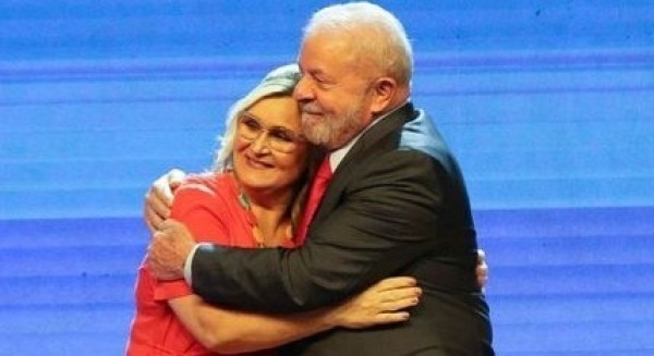 Rita Serrano é demitida da presidência da Caixa