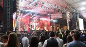 Com show de luzes e efeitos, Fernando e Sorocaba subiram ao palco da 10º Expo Santo