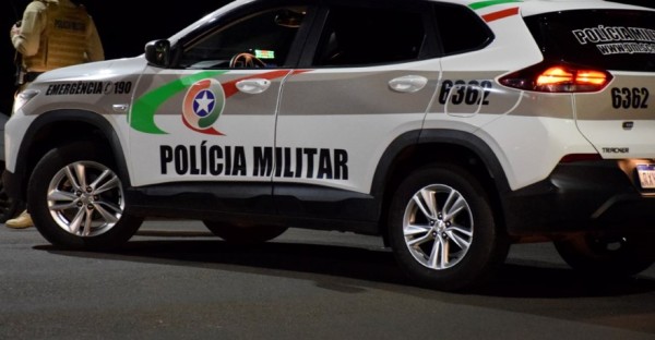 Adolescente de 15 anos é apreendido após fugir da PM com moto e ser flagrado com maconha