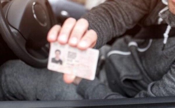 Motorista sem habilitação é flagrado durante operação Lei Seca