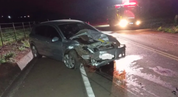 Colisão frontal na SC-160 deixa uma mulher morta e um homem ferido