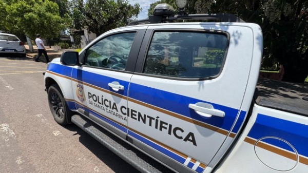 Brechó é atingido por disparo de arma de fogo durante a madrugada