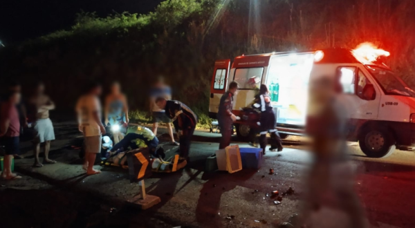 Acidente de trânsito é registrado nas proximidades da aduana de cargas e deixa motoboy ferido