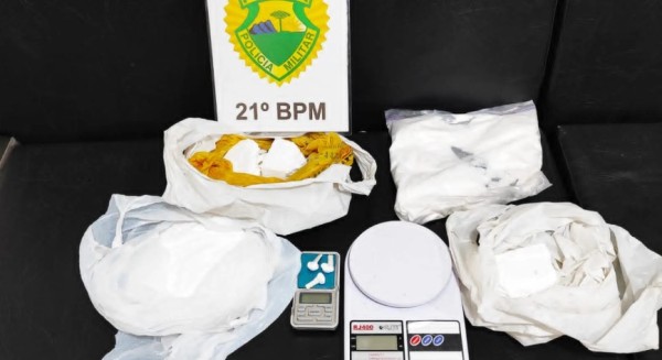 PM descobre laboratório de cocaína com capacidade para produção em grande quantidade