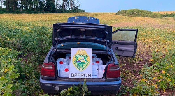 BPFRON apreende veículo carregado com agrotóxicos