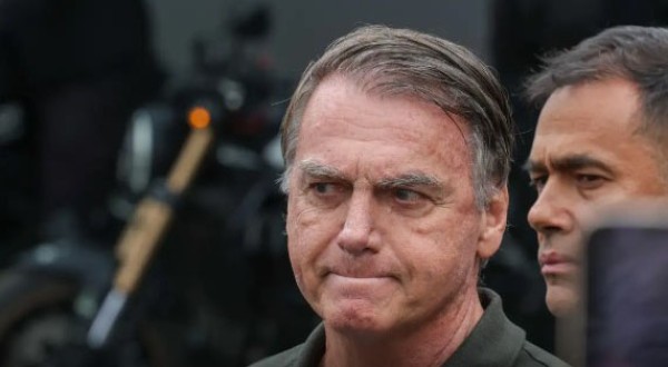 Bolsonaro apresenta melhora na UTI, mas segue sem previsão de alta