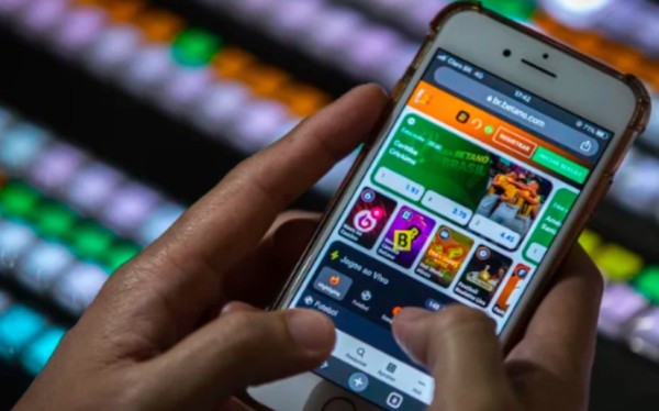 SUS terá teleatendimento em saúde mental para viciados em bets