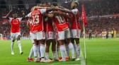 Inter bate o Vitória no Gigante lotado