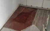 Casal que matou e enterrou filha recém-nascida na cozinha é condenado a 58 anos de prisão