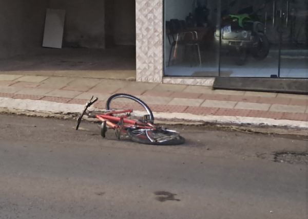 Ciclista morre após ser atropelado na Avenida Porto Feliz