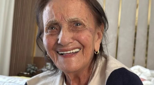 ‘Vó da Pomba’, sucesso nas redes sociais, morre aos 96 anos