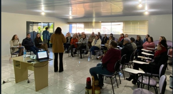 Capacitação para membros do atendimento às vítimas de violência