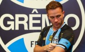 Grêmio informa encerramento de vínculo com volante Arthur