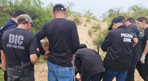 Corpo de adolescente desaparecida é encontrado em dunas no Sul de SC; crime teria ligação com tráfico