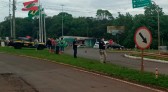 Caminhoneiros fazem manifestação no trevo de São Miguel do Oeste