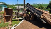 Homem morre em acidente com trator em Guatambu