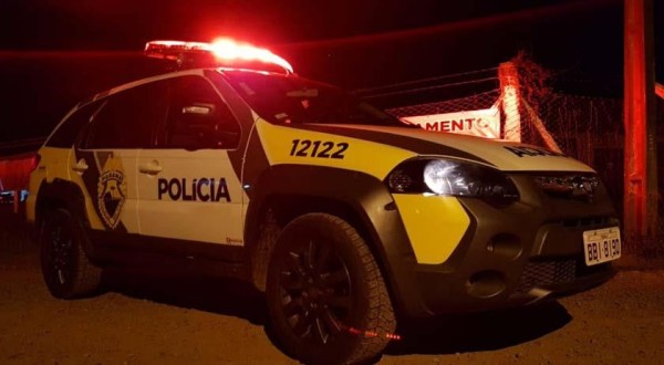 Polícia Militar prende autores de furto no Cristo Rei logo após o crime