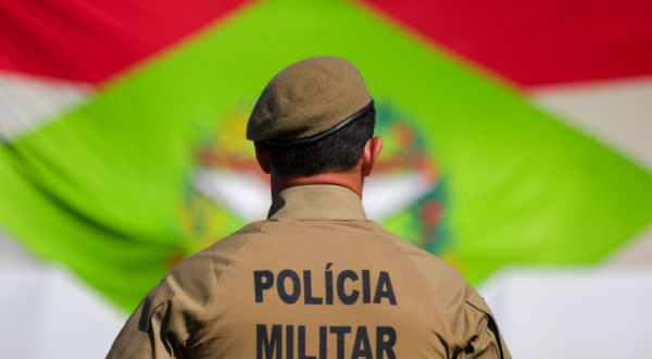Homem morre após confronto com a PM durante recuperação de carro furtado