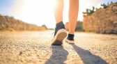 Andar 5 mil a 8 mil passos por dia reduz as chances de morte por câncer ou doenças cardiovasculares