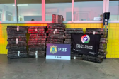 Ação conjunta da PRF e PMSC apreende R$ 1,5 milhão em drogas e veículo no Oeste de SC
