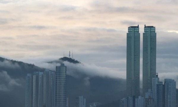 Calor fora de época? Cidades de Santa Catarina podem marcar até 30°C; veja previsão