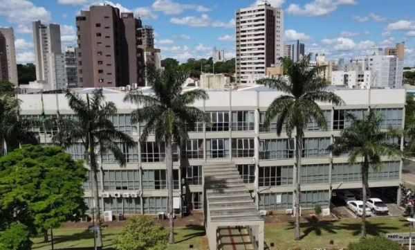Justiça condena prefeitura por falhas em atendimento a paciente que morreu de Covid-19
