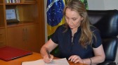 Daniela Reinehr toma posse como governadora interina de Santa Catarina