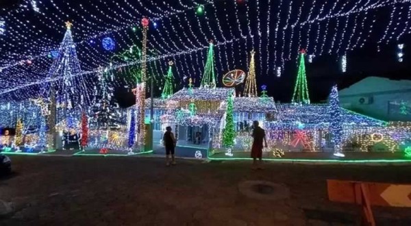Casa mais iluminada do Brasil em SC já tem data para acender as luzes de Natal