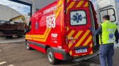 Trabalhador é atingido por madeira em obra no centro
