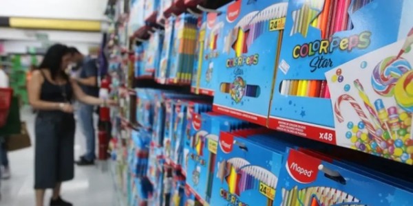 Vendas no varejo crescem 2,5% em janeiro, aponta IBGE