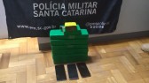 Polícia Militar prende dois homens por tráfico de drogas