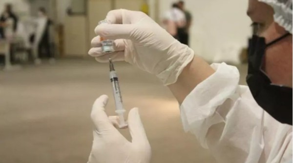 Vacinação contra a dengue é ampliada para crianças e adolescentes de 10 a 14 anos na região Nordeste de SC