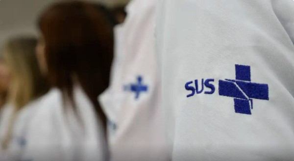 Exames para detecção de câncer de intestino triplicam no SUS em uma década