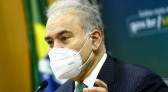 Governo reduz para 7 dias isolamento de pacientes com covid-19
